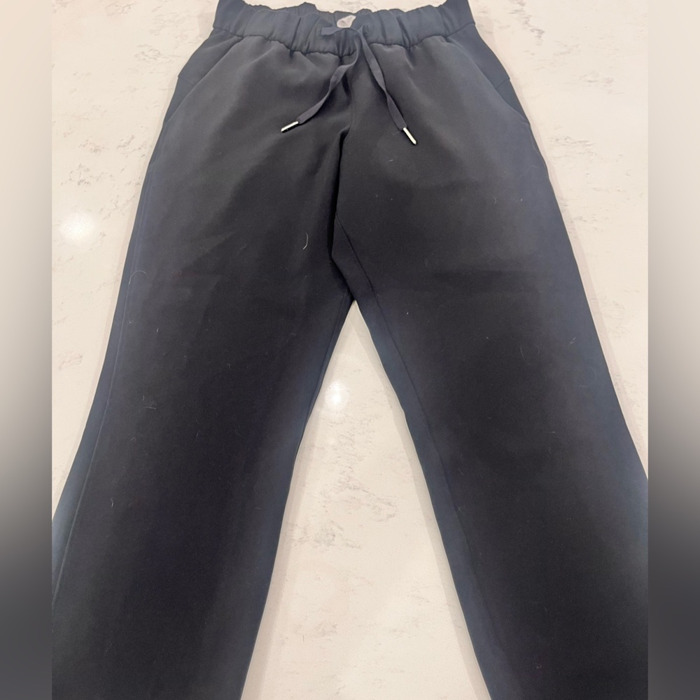 Lululemon Athletica Black On The Fly Crop 23” Pants - Picture 6 of 7
